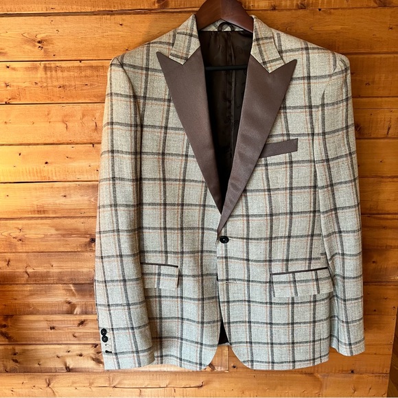 $2,995 Custom plaid design by Thor Tuxedo blazer - Picture 7 of 16
